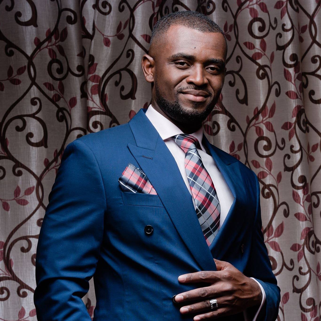 files/Kelvin-Owusu-MD-1.jpg